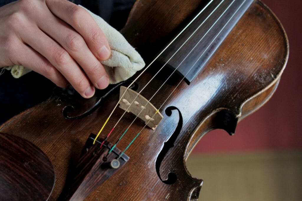 Violin Cleaning
